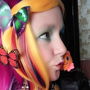 Meet your Posher, Courtney